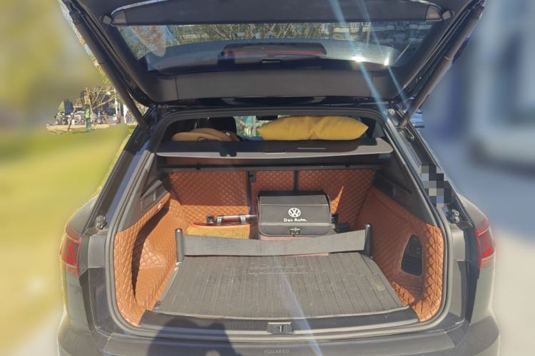 Used Volkswagen Touareg 2022 3.0 TSI Prestige Edition Trunk