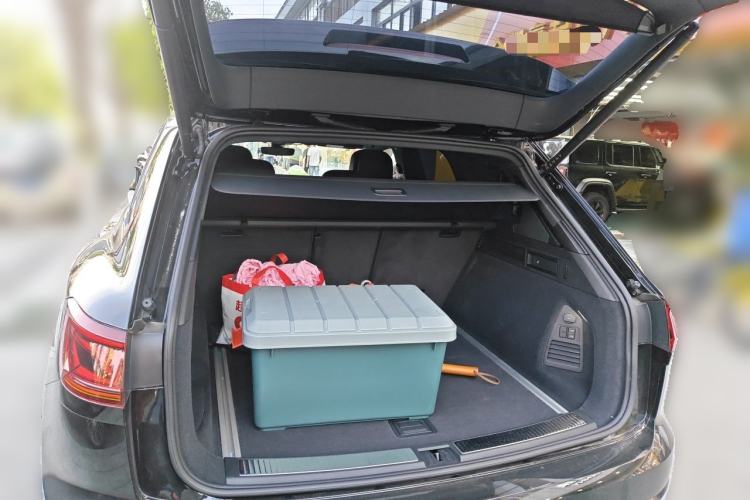 Used Volkswagen Touareg 2022 3.0 TSI Prestige 20th Anniversary Special Edition Trunk