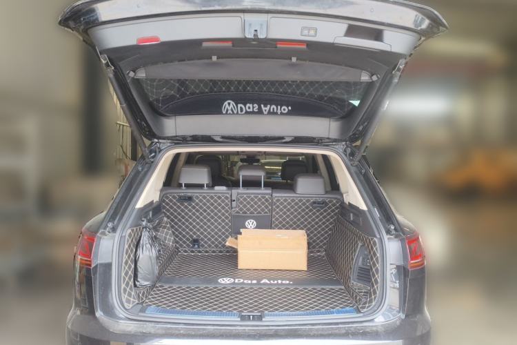 Used Volkswagen Touareg 2022 3.0 TSI Prestige Edition Classic Sport Package Trunk