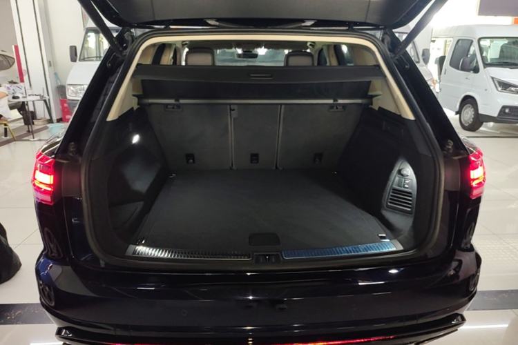 Used Volkswagen Touareg 2022 2.0 TSI RuiShang Edition Trunk