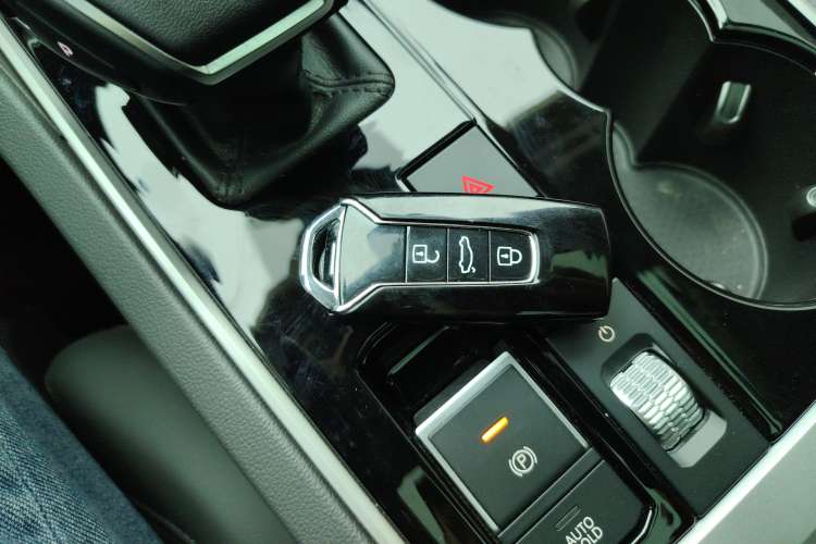 Used Volkswagen Touareg 2022 2.0 TSI RuiShang Edition Vehicle Key