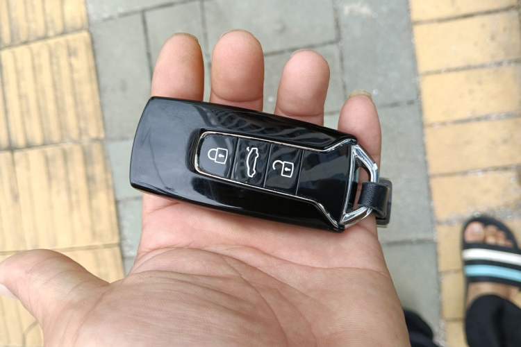 Used Volkswagen Touareg 2022 3.0 TSI Prestige Edition Classic Sport Package Vehicle Key
