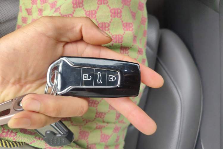 Used Volkswagen Touareg 2022 3.0 TSI Prestige Edition Classic Sport Package Vehicle Key