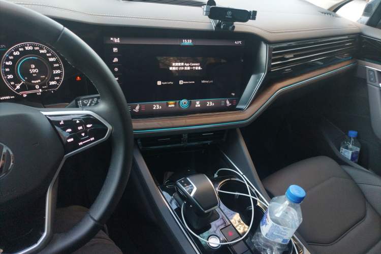 Used Volkswagen Touareg 2022 2.0 TSI RuiShang Edition Audio And AC Panel