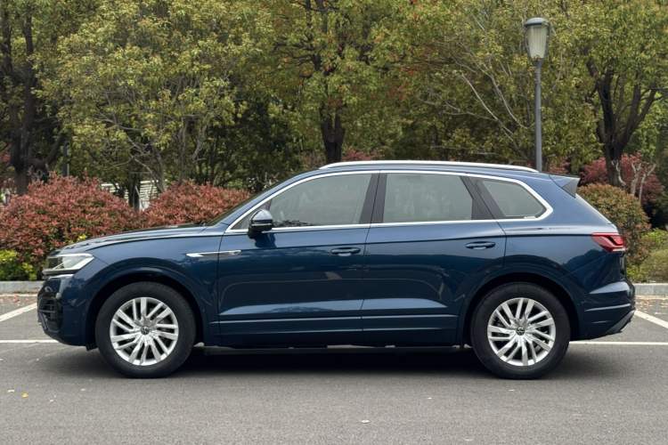 Used Volkswagen Touareg 2022 2.0 TSI RuiShang Edition Exterior 3