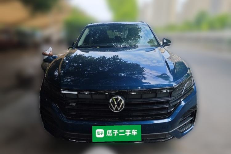 Used Volkswagen Touareg 2022 3.0 TSI Luxury Edition Black Diamond Sport Package Front