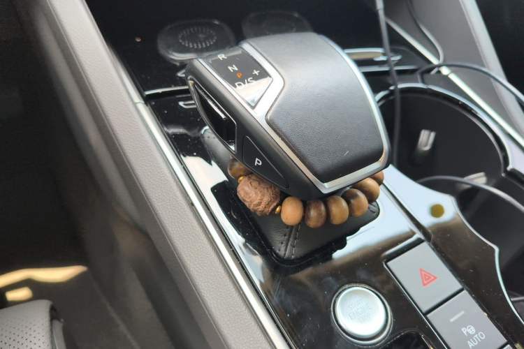 Used Volkswagen Touareg 2022 3.0 TSI Prestige Edition Classic Sport Package Gear Lever