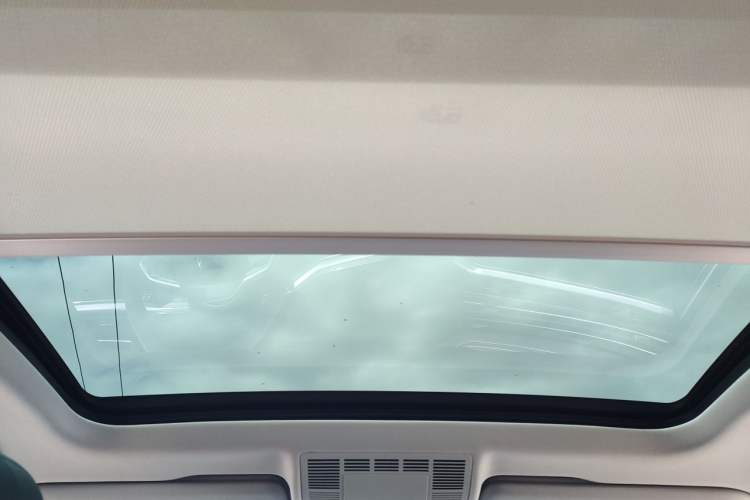 Used Volkswagen Touareg 2022 3.0 TSI Luxury Edition Black Diamond Sport Package Headliner