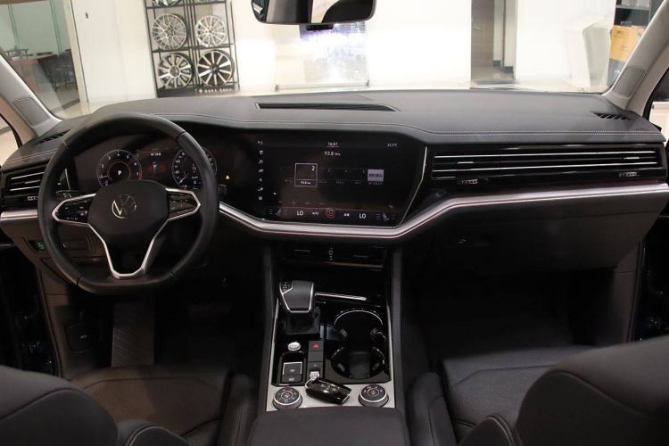 Used Volkswagen Touareg 2022 2.0 TSI RuiShang Edition Instrument Cluster