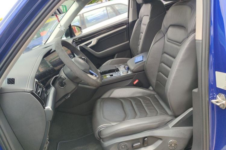 Used Volkswagen Touareg 2022 3.0 TSI Luxury Edition Black Diamond Sport Package Left Front Seat