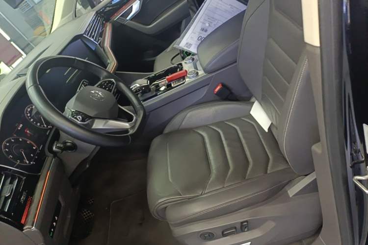 Used Volkswagen Touareg 2022 2.0 TSI RuiShang Edition Left Front Seat