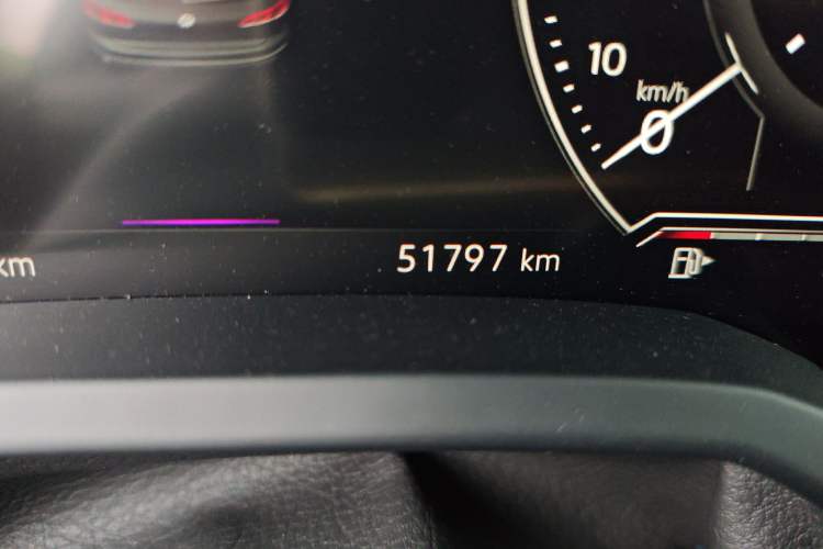 Used Volkswagen Touareg 2022 3.0 TSI Prestige 20th Anniversary Special Edition Odometer Close Up