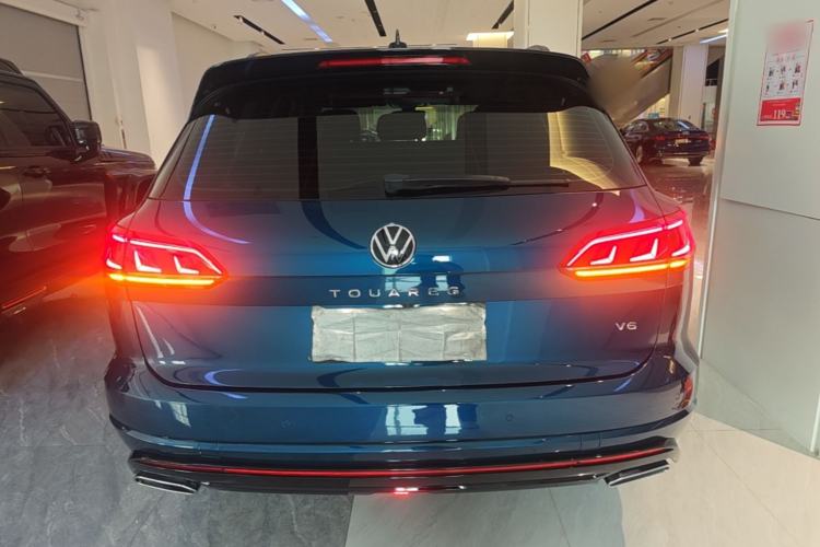Used Volkswagen Touareg 2022 3.0 TSI Luxury Edition Black Diamond Sport Package Rear