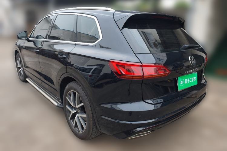 Used Volkswagen Touareg 2022 3.0 TSI Prestige Edition Classic Sport Package Rear Left 45 Deg