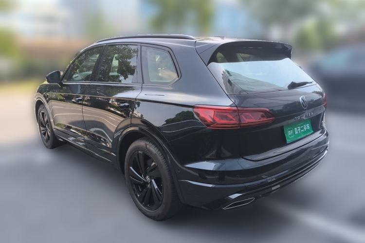 Used Volkswagen Touareg 2022 3.0 TSI Prestige Edition Classic Sport Package Rear Left 45 Deg