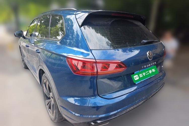 Used Volkswagen Touareg 2022 3.0 TSI Luxury Edition Black Diamond Sport Package Rear Left 45 Deg
