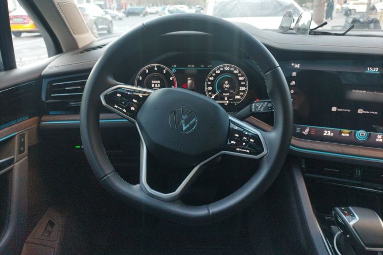 Used Volkswagen Touareg 2022 2.0 TSI RuiShang Edition Steering Wheel