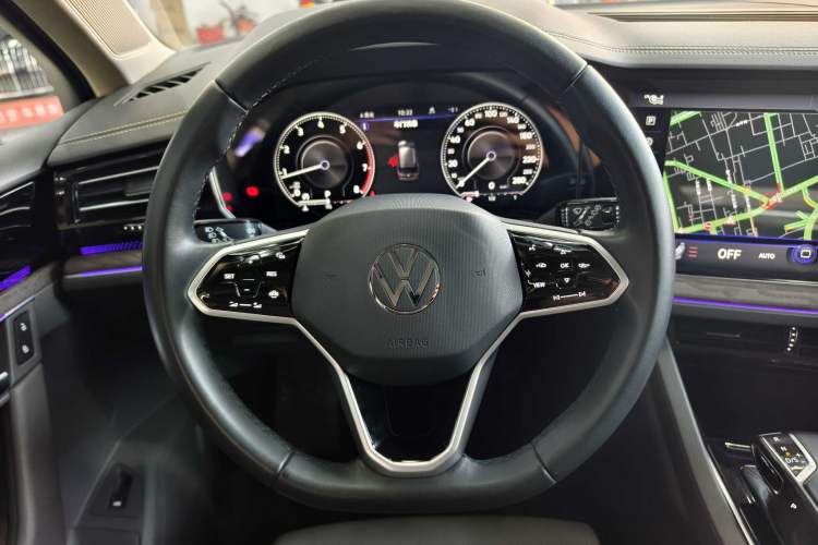 Used Volkswagen Touareg 2022 2.0 TSI RuiShang Edition Interior 2