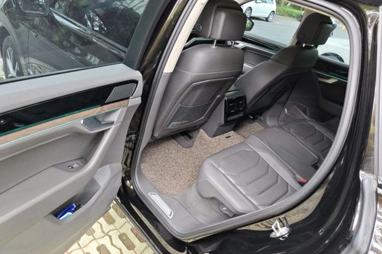Used Volkswagen Touareg 2022 3.0 TSI Prestige Edition Classic Sport Package Left Rear Seat