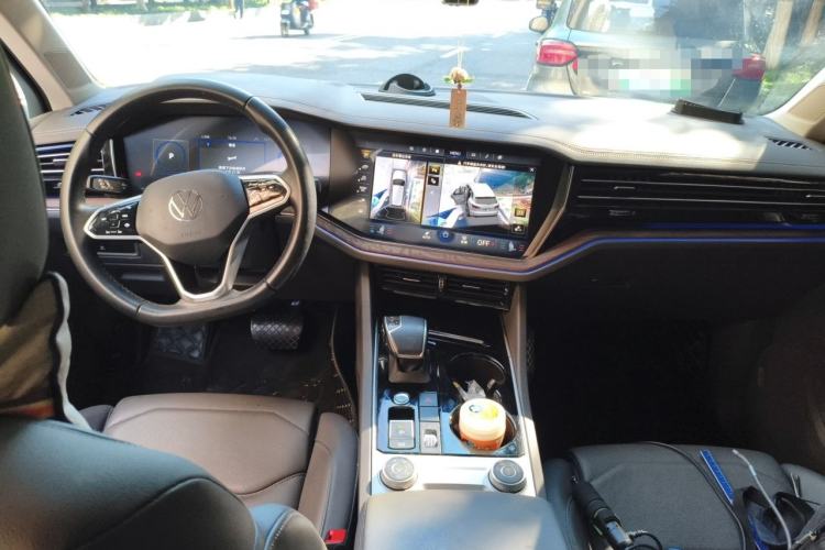 Used Volkswagen Touareg 2022 2.0 TSI RuiShang Edition Center Console