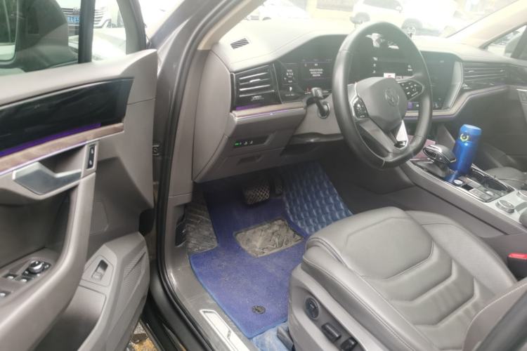 Used Volkswagen Touareg 2022 2.0 TSI RuiShang Edition Driver Seat