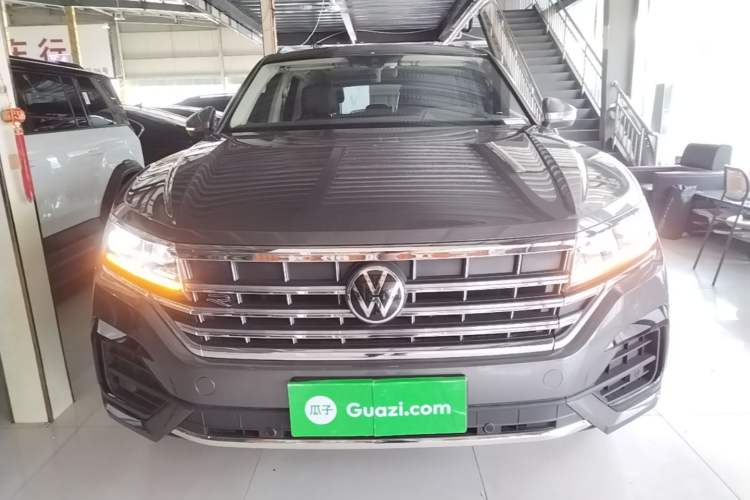 Used Volkswagen Touareg 2022 2.0 TSI RuiShang Edition Front