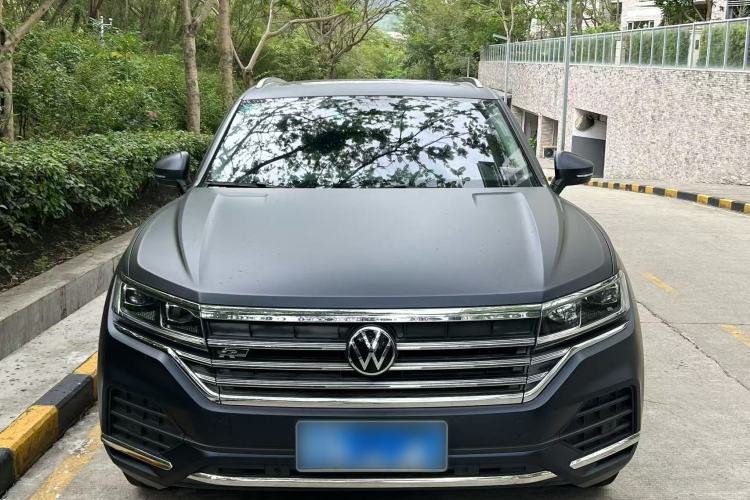 Used Volkswagen Touareg 2022 2.0 TSI Flagship Special Edition Front