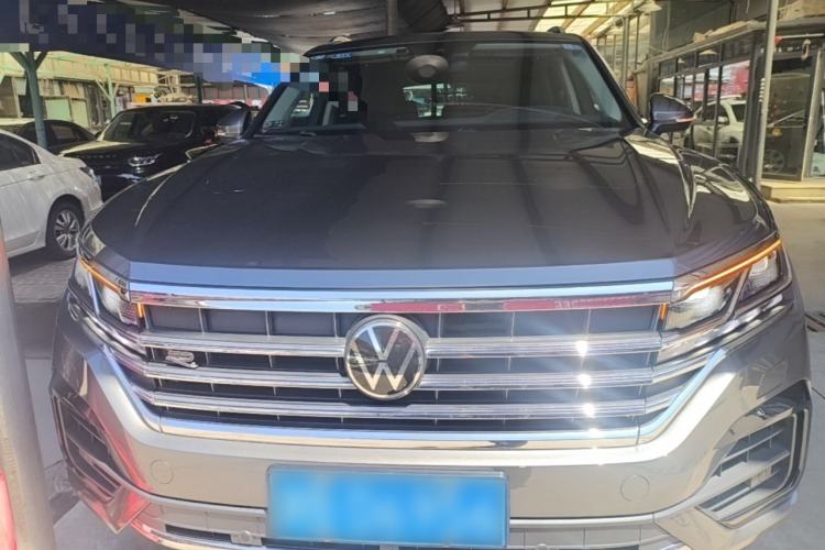 Used Volkswagen Touareg 2022 3.0 TSI Prestige Edition Classic Sport Package Front