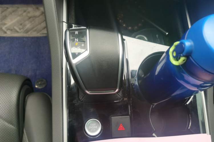 Used Volkswagen Touareg 2022 2.0 TSI RuiShang Edition Gear Lever