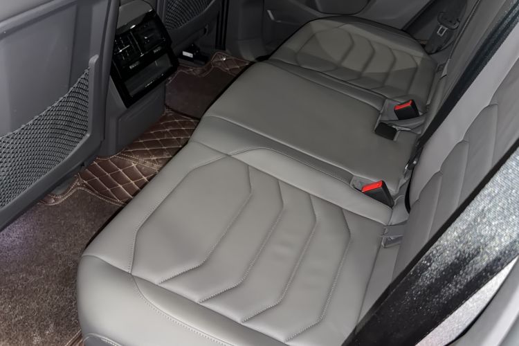 Used Volkswagen Touareg 2022 3.0 TSI Prestige Edition Classic Sport Package Interior 2