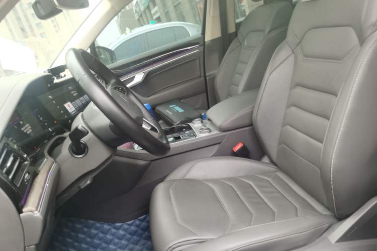 Used Volkswagen Touareg 2022 2.0 TSI RuiShang Edition Left Front Seat