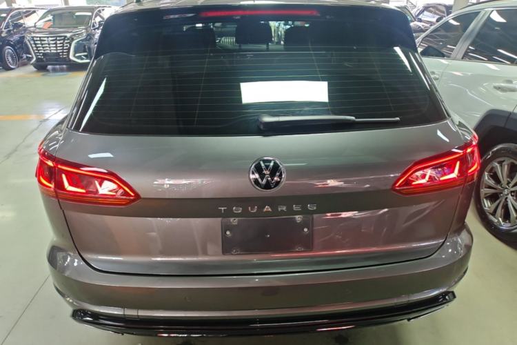 Used Volkswagen Touareg 2022 3.0 TSI Luxury Edition Black Diamond Sport Package Rear