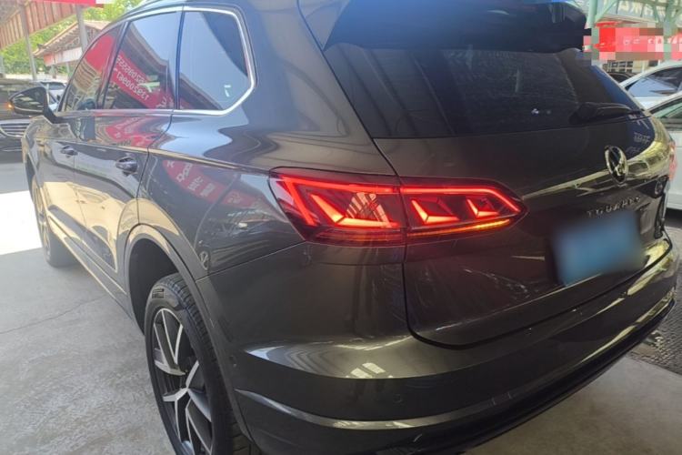 Used Volkswagen Touareg 2022 3.0 TSI Prestige Edition Classic Sport Package Rear Left 45 Deg