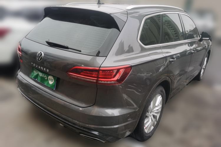 Used Volkswagen Touareg 2022 2.0 TSI RuiShang Edition Rear Right 45 Deg