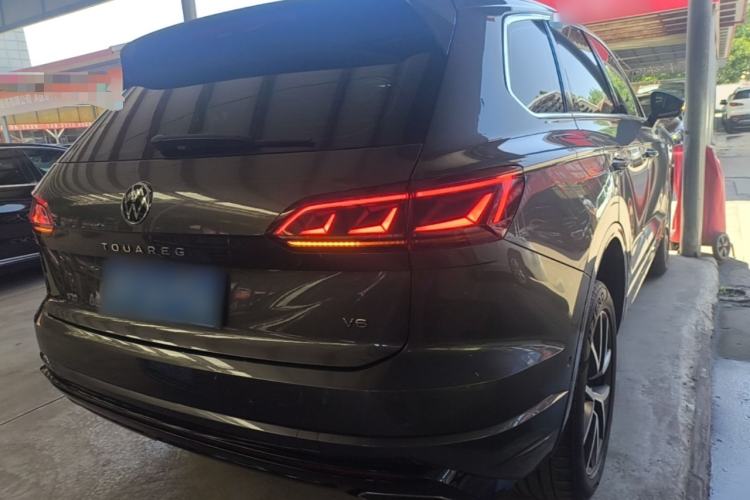 Used Volkswagen Touareg 2022 3.0 TSI Prestige Edition Classic Sport Package Rear Right 45 Deg
