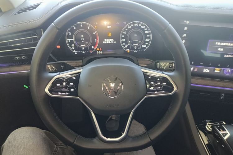 Used Volkswagen Touareg 2022 3.0 TSI Prestige Edition Classic Sport Package Steering Wheel