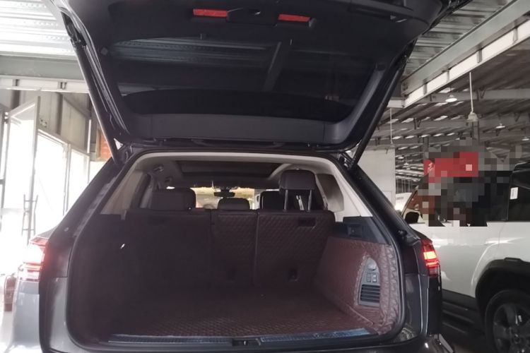 Used Volkswagen Touareg 2022 2.0 TSI RuiShang Edition Trunk