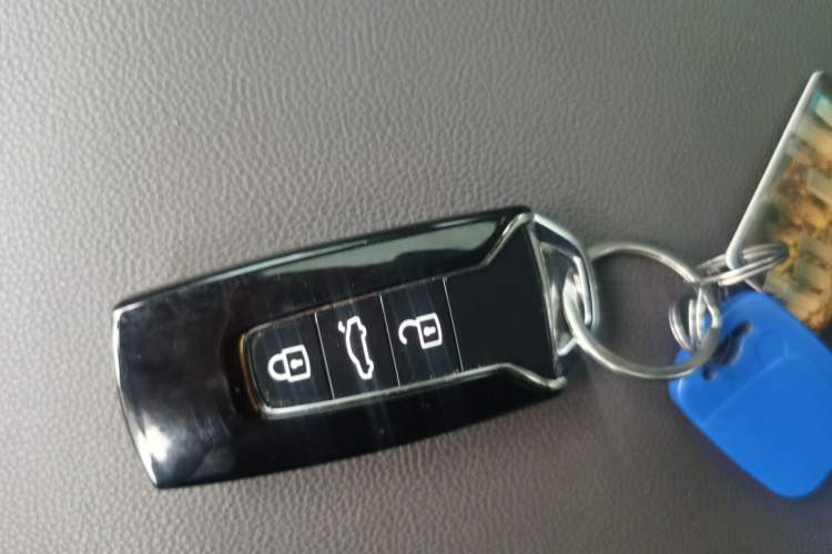 Used Volkswagen Touareg 2022 2.0 TSI RuiShang Edition Vehicle Key
