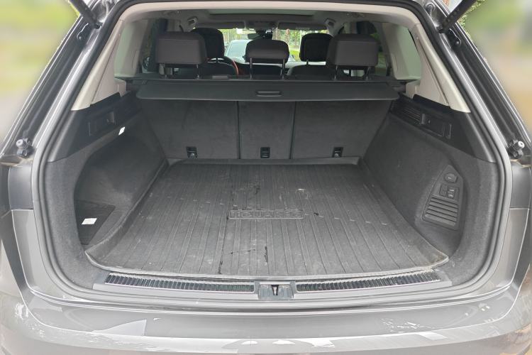 Used Volkswagen Touareg 2022 2.0 TSI RuiShang Edition Trunk