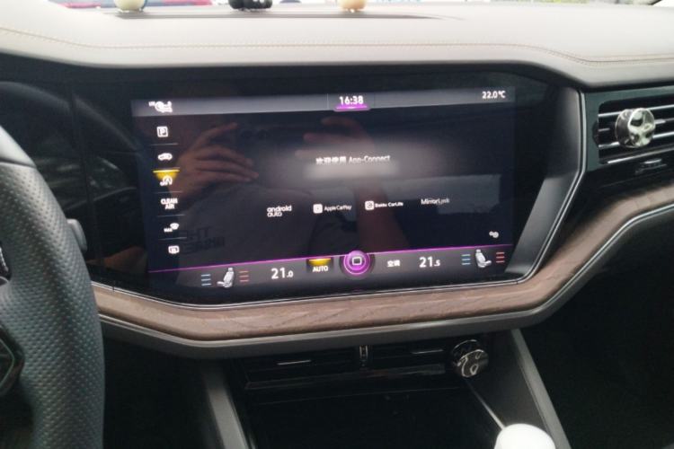 Used Volkswagen Touareg 2022 3.0 TSI Prestige Edition Classic Sport Package Interior 2