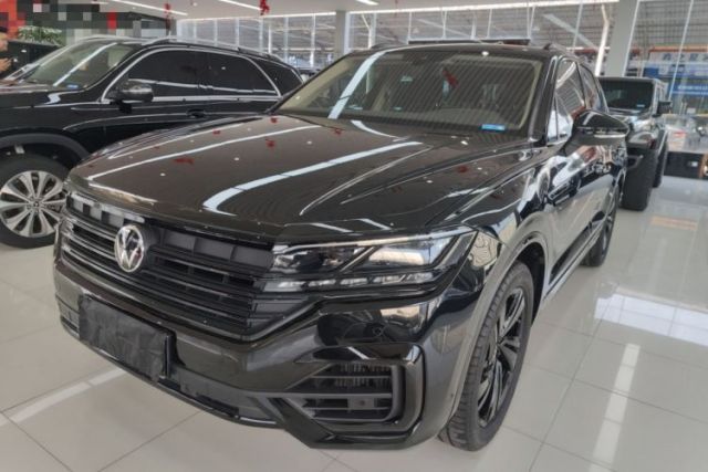 Used Volkswagen Touareg 2023 3.0 TSI Luxury Edition Obsidian Black Sport Package