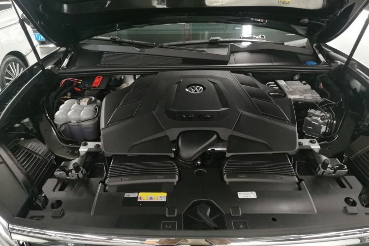 Used Volkswagen Touareg 2023 3.0 TSI Prestige Edition Classic Sport Package Engine Bay