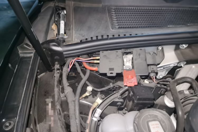 Used Volkswagen Touareg 2023 3.0 TSI Luxury Edition Obsidian Black Sport Package Engine Bay Right