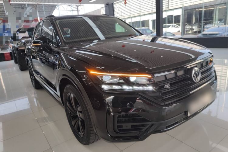 Used Volkswagen Touareg 2023 3.0 TSI Luxury Edition Obsidian Black Sport Package Exterior 1