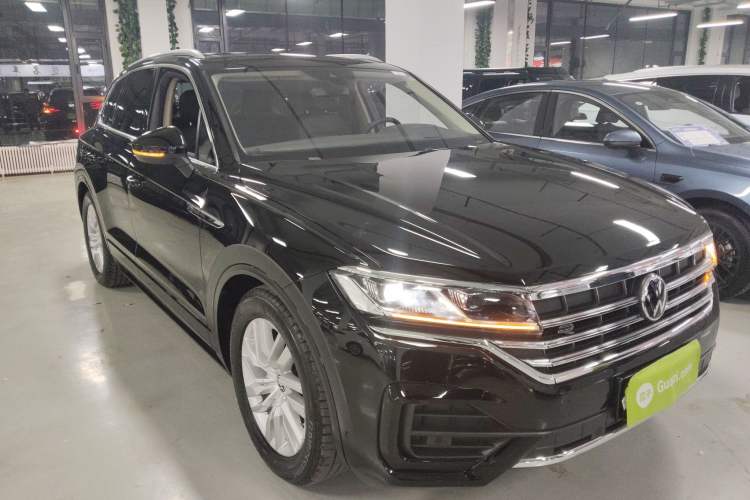 Used Volkswagen Touareg 2023 2.0 TSI RuiShang Edition Exterior 2