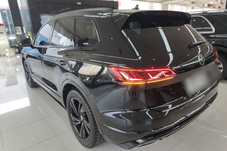 Used Volkswagen Touareg 2023 3.0 TSI Luxury Edition Obsidian Black Sport Package Exterior 2