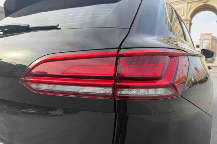 Used Volkswagen Touareg 2023 2.0 TSI RuiShang Edition Exterior 6