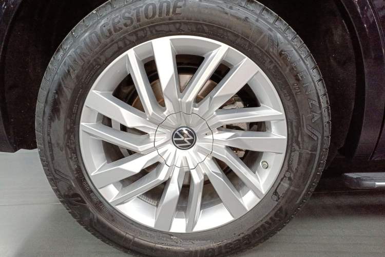 Used Volkswagen Touareg 2023 2.0 TSI RuiShang Edition Exterior 8