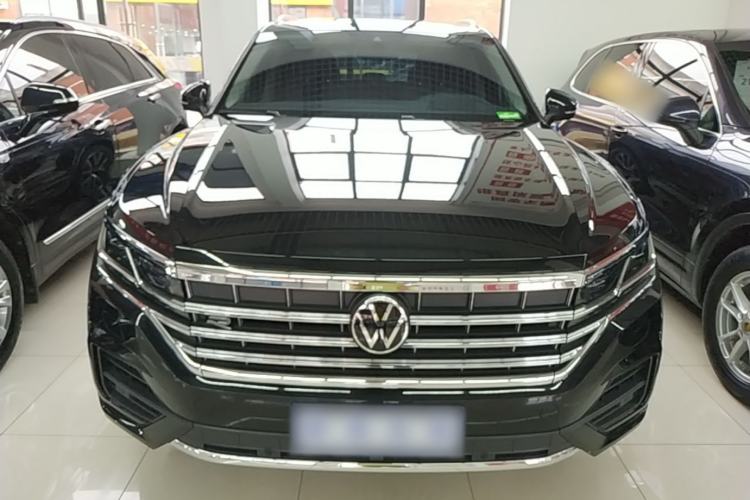 Used Volkswagen Touareg 2023 3.0 TSI Prestige Edition Classic Sport Package Front