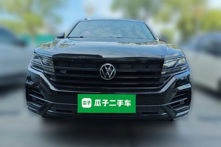 Used Volkswagen Touareg 2023 3.0 TSI Luxury Edition Obsidian Black Sport Package Front